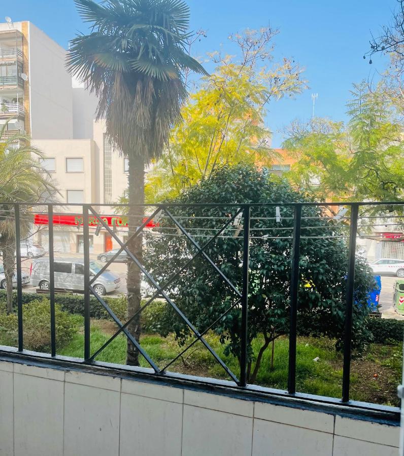 Cozy 2-Bedroom Serviced Apartment With Netflix Sagunto Extérieur photo
